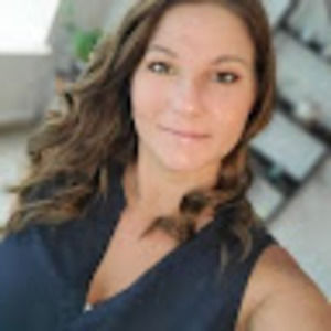 Meet your Posher, Liza